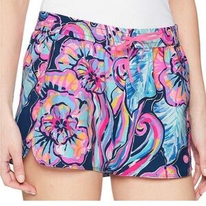 Lilly Pulitzer women’s run around shorts xs nauti navy